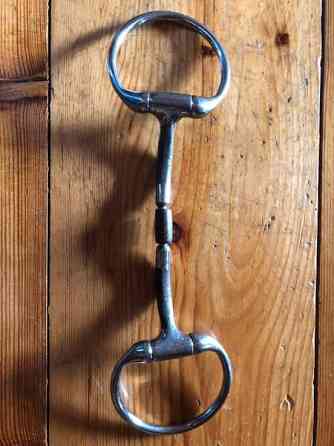 Bombers lukkiutuva sylinteri/oliivikuolain 13,5 Kauniainen