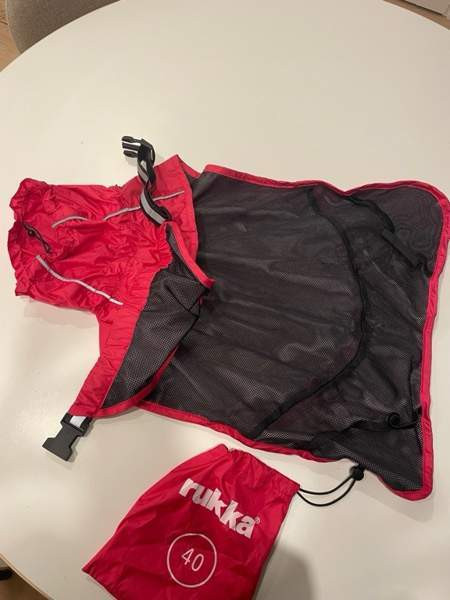 Rukka Hase koiran sadetakki Helsinki - изображение 3