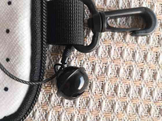 Koiranulkoilutukseen tarkoitettu pieni laukku Форсса