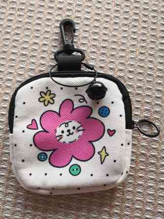 Koiranulkoilutukseen tarkoitettu pieni laukku Форсса