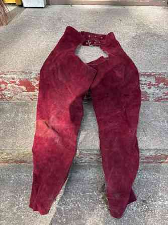 Viininpunaiset chapsit Nokia