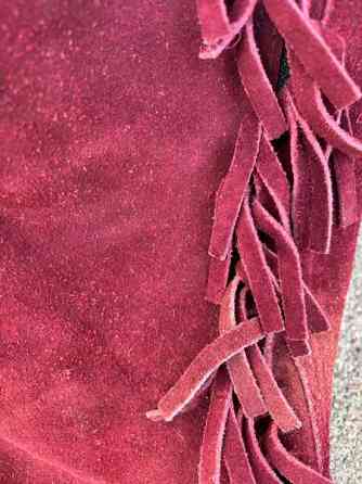 Viininpunaiset chapsit Nokia