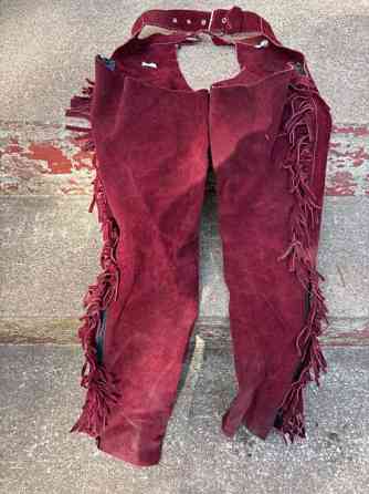 Viininpunaiset chapsit Nokia