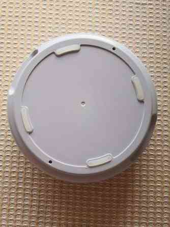 Ruostumattomasta teräksestä valmistettu koiranruokakulho Форсса