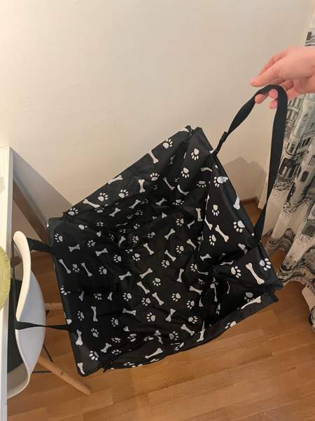 Zoofari penkinsuoja autoon Helsinki - photo 1