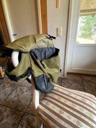 Vaellusreppu koiralle (sakemanni koko) Вихти