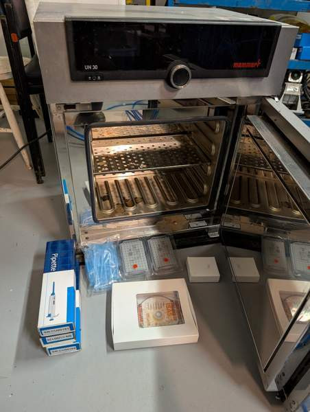 Myydään kettutarhan memmert lämpöuuni Pedersöre - изображение 2