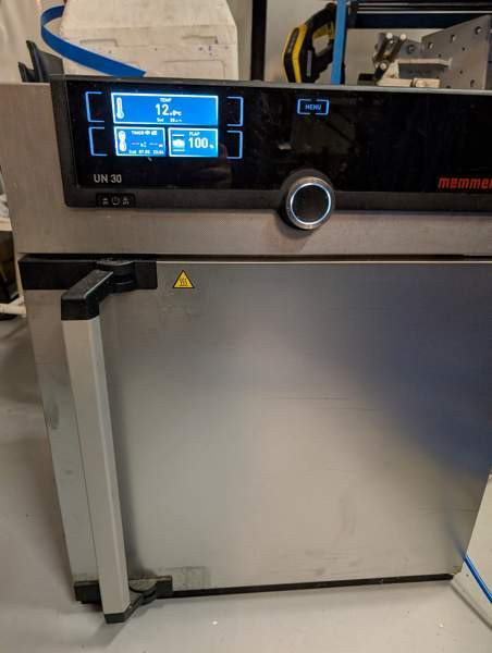 Myydään kettutarhan memmert lämpöuuni Pedersöre - изображение 1