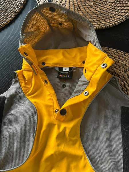 Rukka koiran sadetakki Turku - valokuva 1