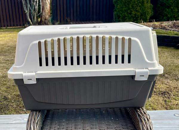 Pienen koiran tai kissan kuljetuskori Kotka - valokuva 3