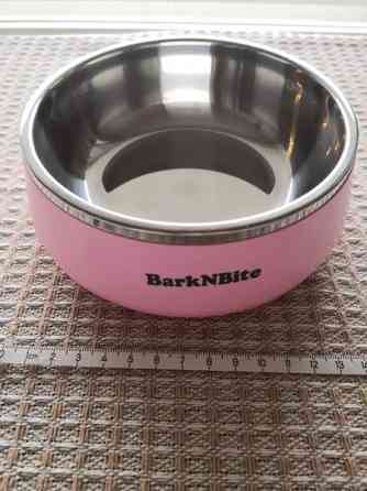 Ruostumattomasta teräksestä valmistettu ruokakuppi Форсса