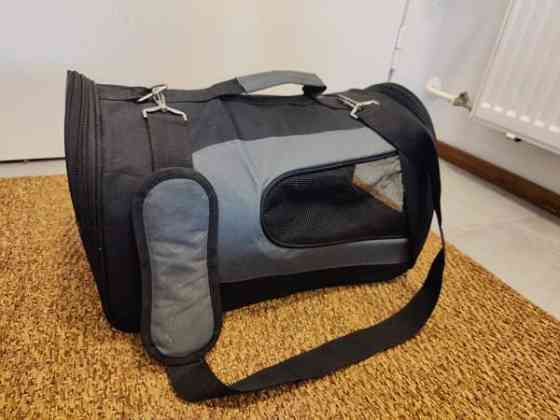 Pieni lemmikki kantolaukku Эспоо