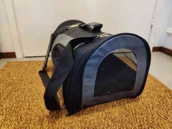 Pieni lemmikki kantolaukku Эспоо