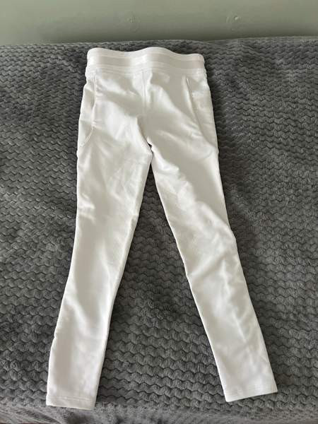 Kingsland lasten valkoiset kisahousut kokogripeillä 146/152cm Porvoo - valokuva 3