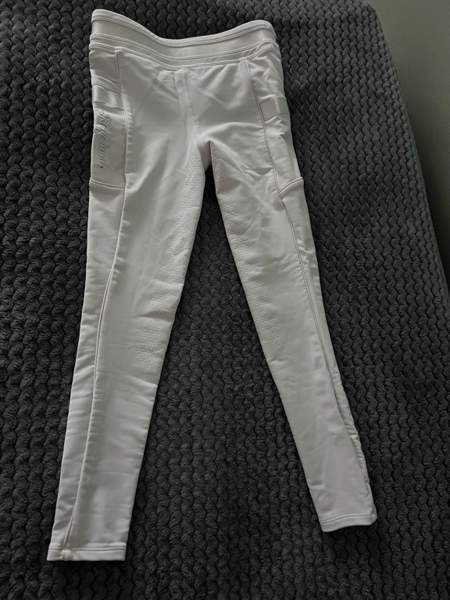 Kingsland lasten valkoiset kisahousut kokogripeillä 146/152cm Porvoo - valokuva 1