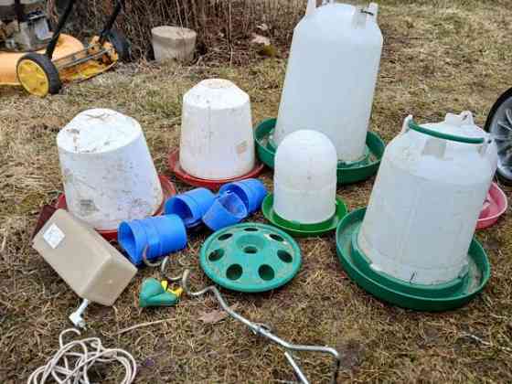 Kanojen ruokinta ja juoma astioita Harjavalta