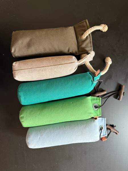 Dami dummy noutoesine mm. Firedog Helsinki - изображение 1