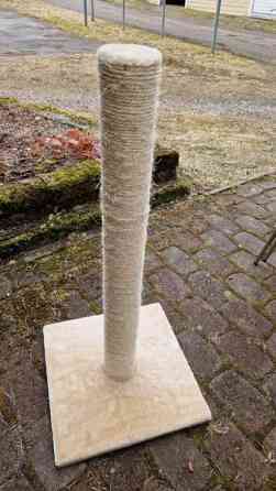 Kissan raapimistolppa Vantaa