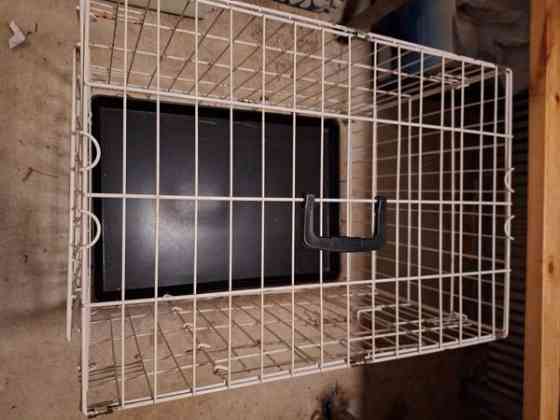 Kuljetushäkki. Ehkä. Mukaan myös patja halutessaan. Lieto