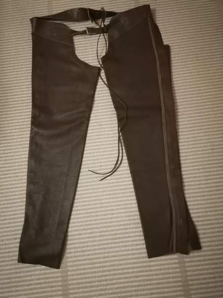 Nahkachapsit Jyvaeskylae – foto 1