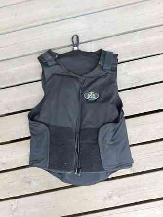 USG joustava palaratsastusliivi xs Akaa