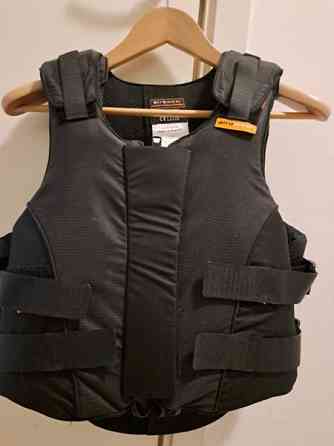 Ratsastajan turvaliivi Helsinki