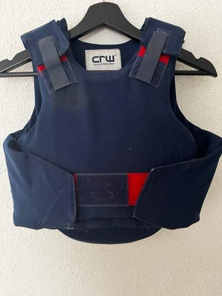 Turvaliivi, CRW, child medium Tampere - valokuva 1