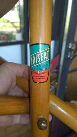 Ratsastaja Hevosella kolmio parkanahka/puu jakkara Kauniainen