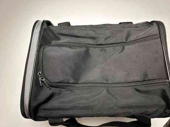 Lemmikin kantolaukku Эспоо