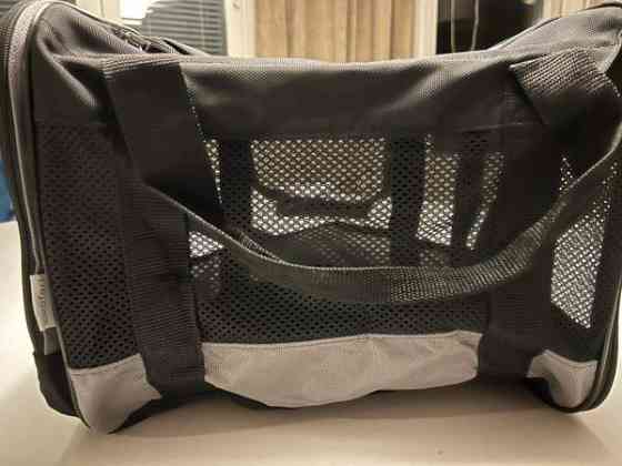 Lemmikin kantolaukku Эспоо