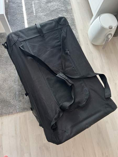 Kokoontaittuva koirankuljetushäkki Vantaa - valokuva 3