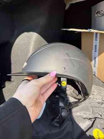 EquiTheme Wings kypärä Helsinki