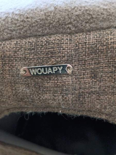 Kissan peti/pesä. Lahti - valokuva 2