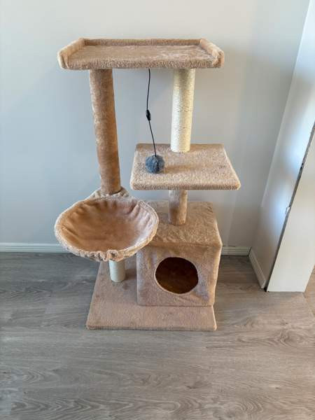 Kissan kiipeilypuu majalla Best4pets 92 cm Porvoo - valokuva 1