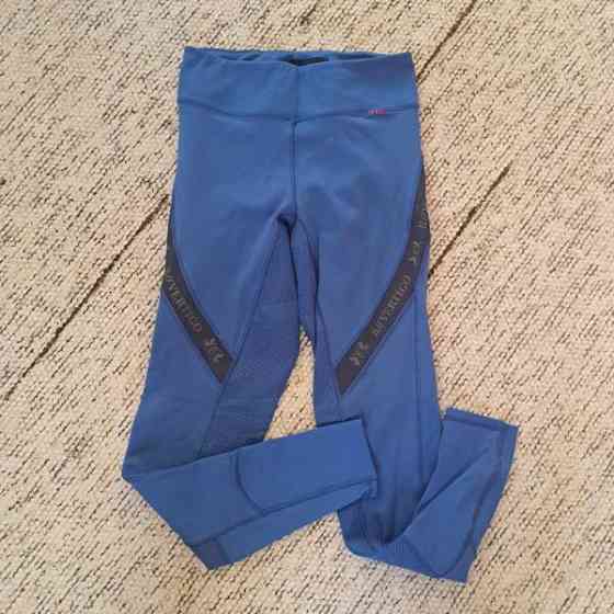 Ratsastusvaatetta Haemeenlinna