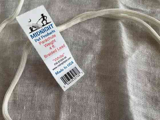 Uusia näyttelyhihnoja koiralle. Laskuvarjokankaasta valmistettu Lohja