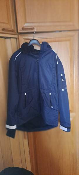 Crw ratsastustakki Espoo – foto 1