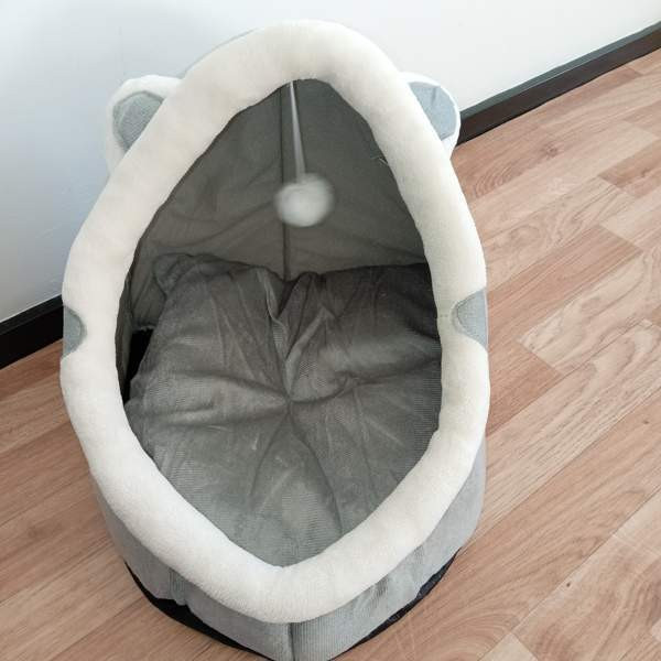 Kissan peti. Ostettu Mustista ja Mirristä! Pori – foto 1