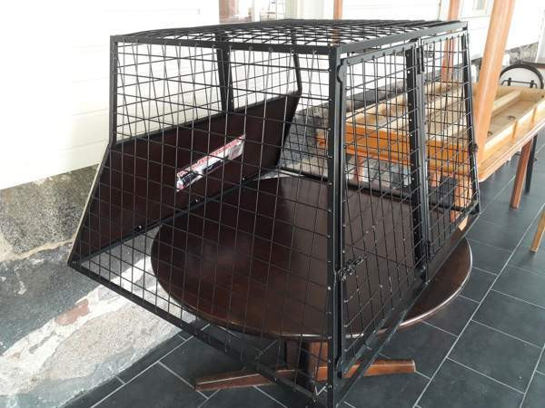 Koirahäkki Volvo V70 Hämeenkyrö - изображение 1