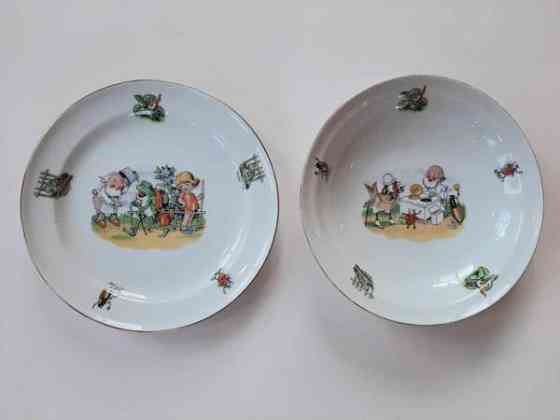 Hauskat vintage lastenlautaset Nurmijaervi