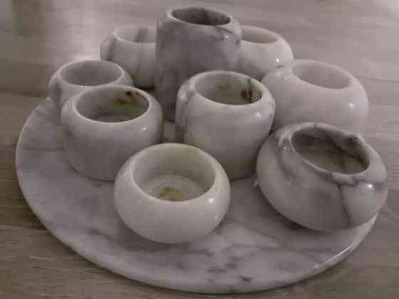 Marmorikivituikut 9 kpl + alusta Йоэнсуу