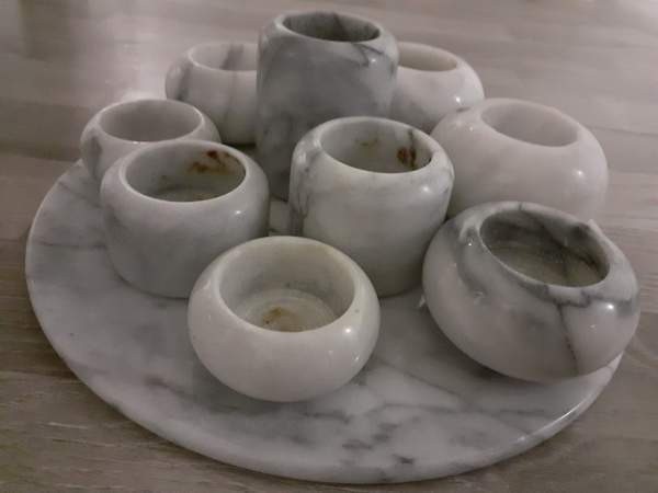 Marmorikivituikut 9 kpl + alusta Joensuu – foto 1