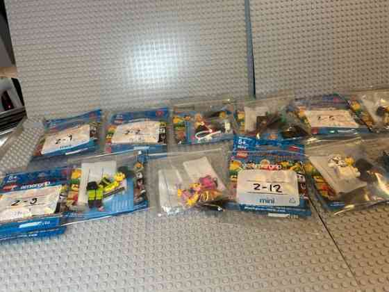 Lego Minifigure Series 2 , kaikki 16 minifiguuria , 8684 Lappajärvi
