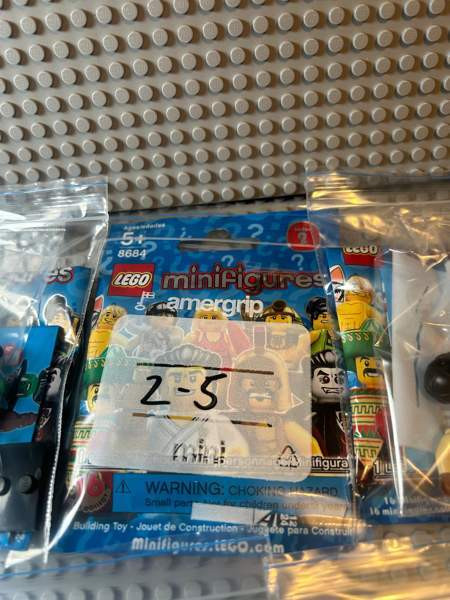 Lego Minifigure Series 2 , kaikki 16 minifiguuria , 8684 Lappajärvi - photo 7