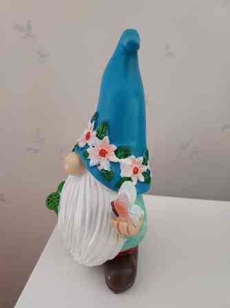 Kääpiö / tonttu koriste Raisio