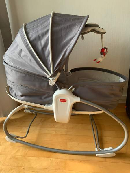 Vauvan sitteri/kehto Tiny love 3 in 1 (broken part!) Эспоо - изображение 1