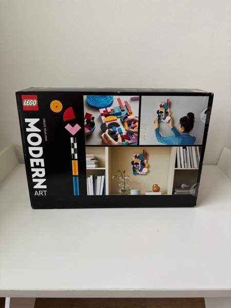 Lego keräilijän poistomyynti, jossa myynnissä useampia Helsinki - photo 3