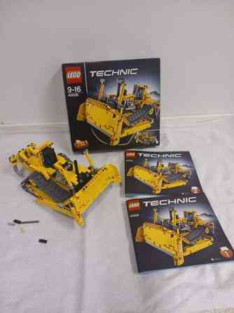 Lego Technic settejä Inari