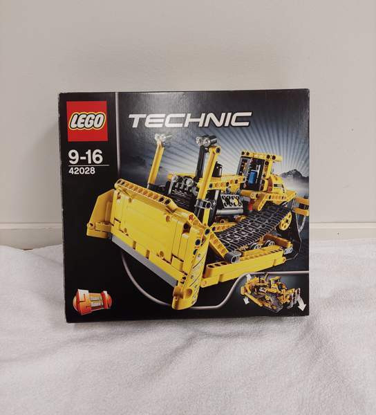 Lego Technic settejä Inari - valokuva 2