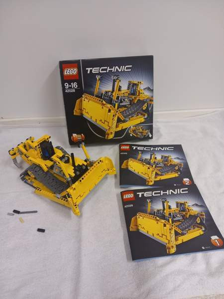Lego Technic settejä Inari - valokuva 3